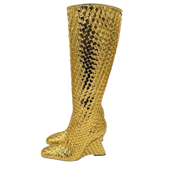 NEW Bottega Veneta Comet Mirror Boot in Gold Size 36 / 6 MSRP $4,500 - Picture 5 of 15